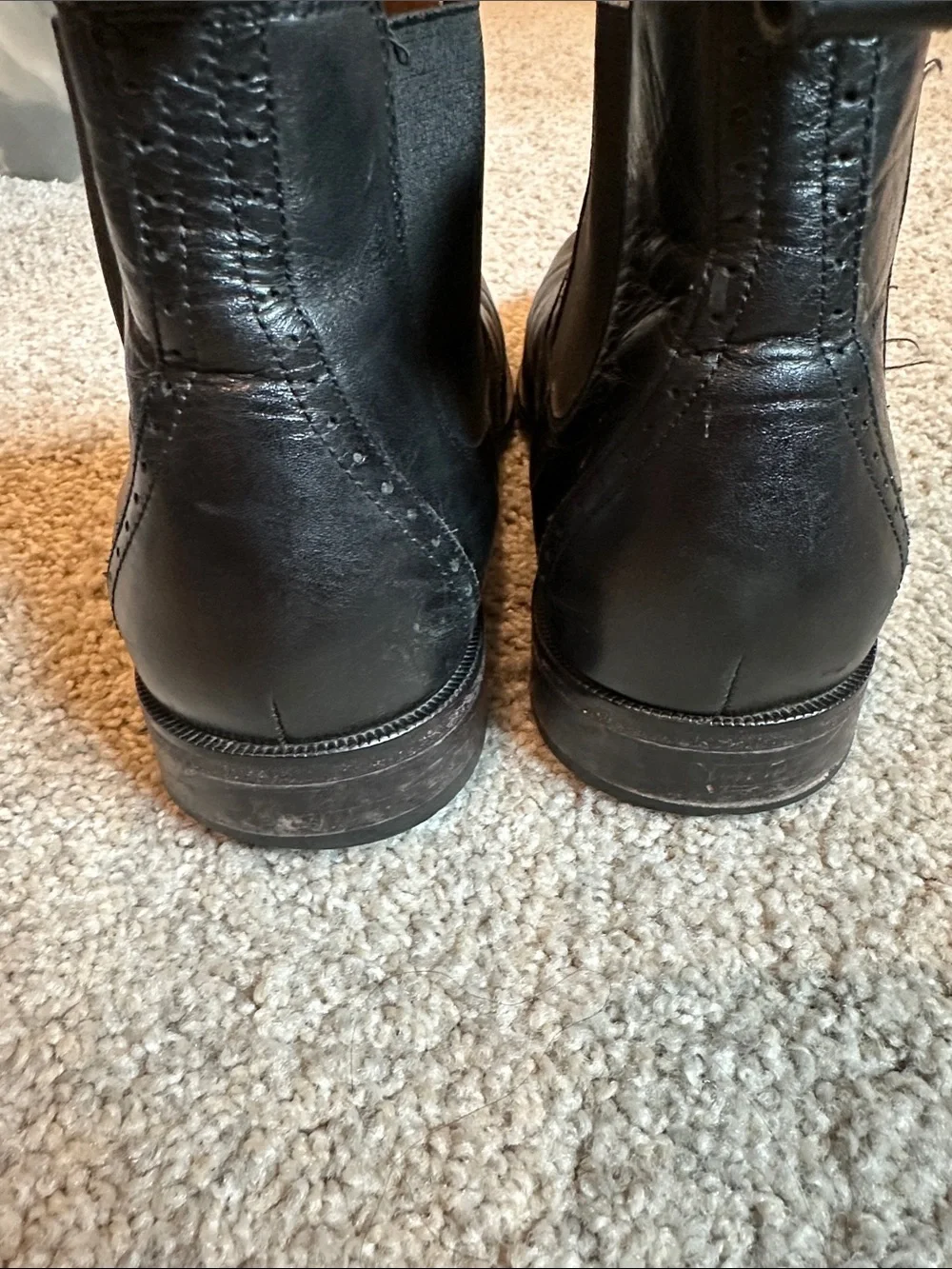 Johnston & Murphy Black Leather Chukka Chelsea Boot